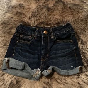 American Eagle ◦ dark wash hi rise shortie 0